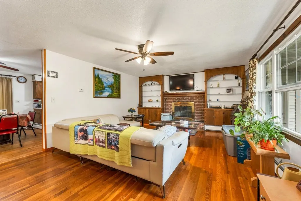 2 Birchwood Road Claremont NH 03743