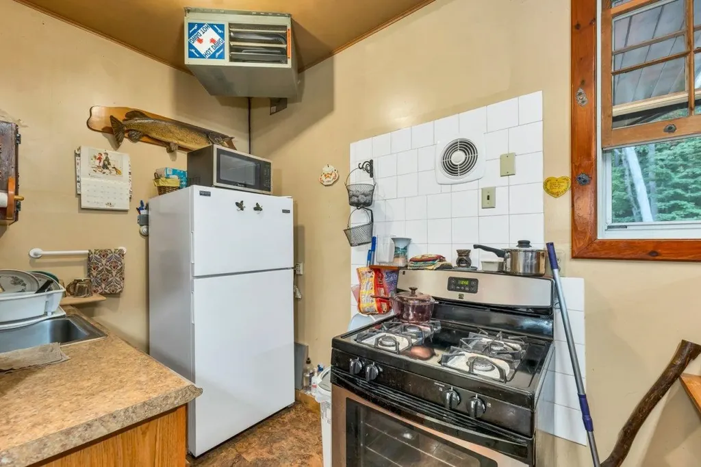 2 Birchwood Road Claremont NH 03743