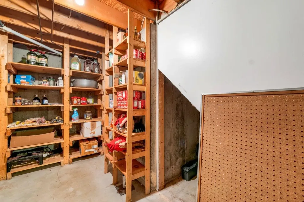 2 Birchwood Road Claremont NH 03743