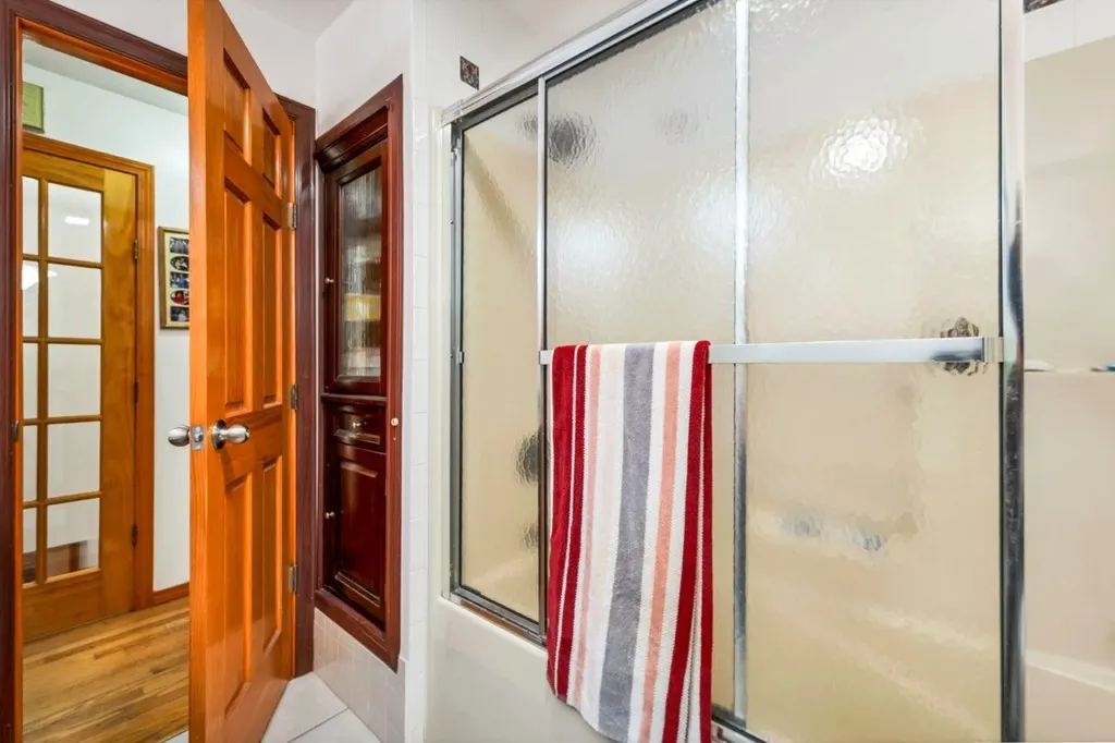 2 Birchwood Road Claremont NH 03743