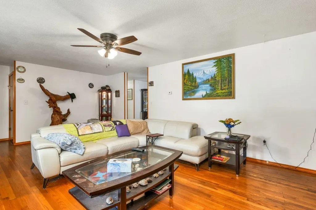 2 Birchwood Road Claremont NH 03743