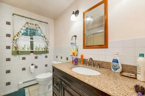 2 Birchwood Road Claremont NH 03743