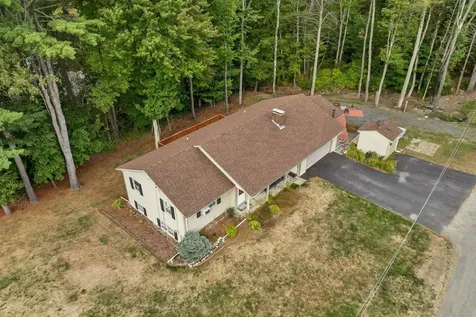 2 Birchwood Road Claremont NH 03743