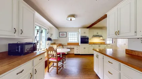 21 Short Shannon Street Middlebury VT 05753