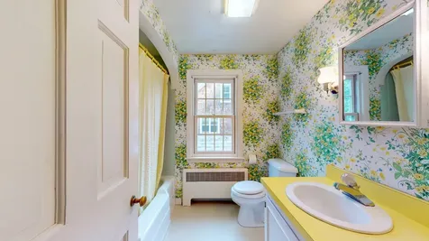 21 Short Shannon Street Middlebury VT 05753
