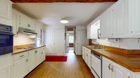 21 Short Shannon Street Middlebury VT 05753