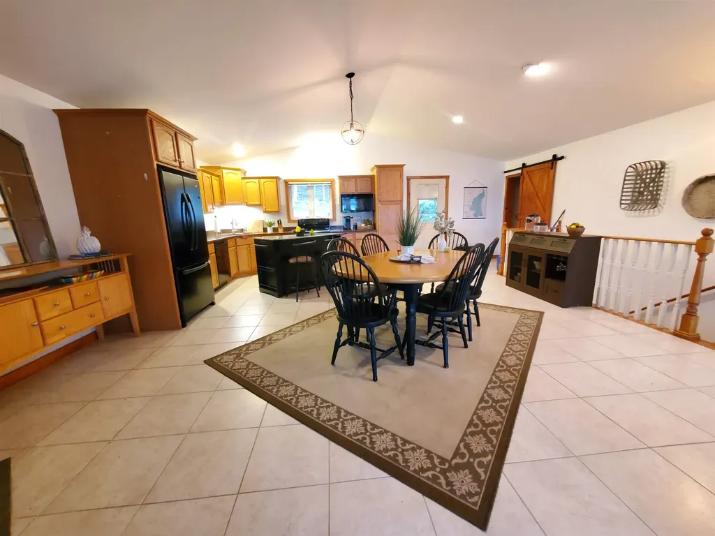 91 Algonquin Road Enfield NH 03748