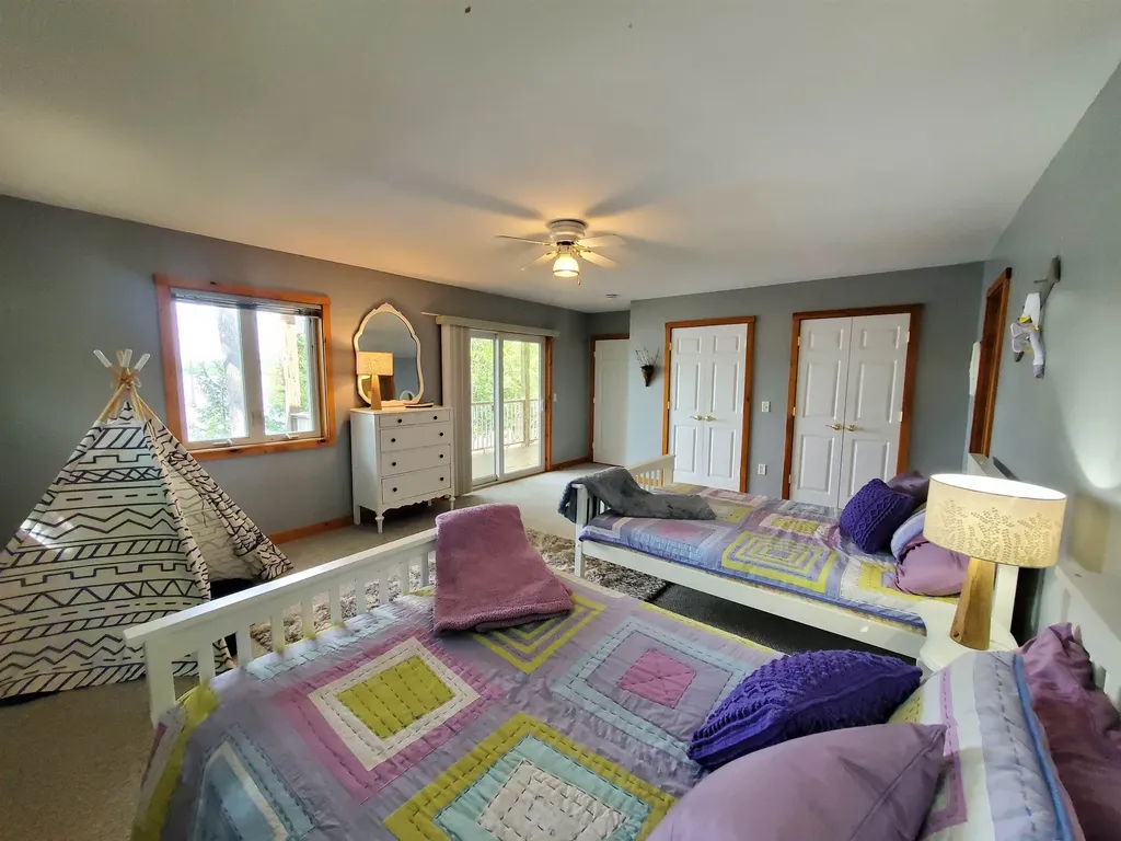 91 Algonquin Road Enfield NH 03748