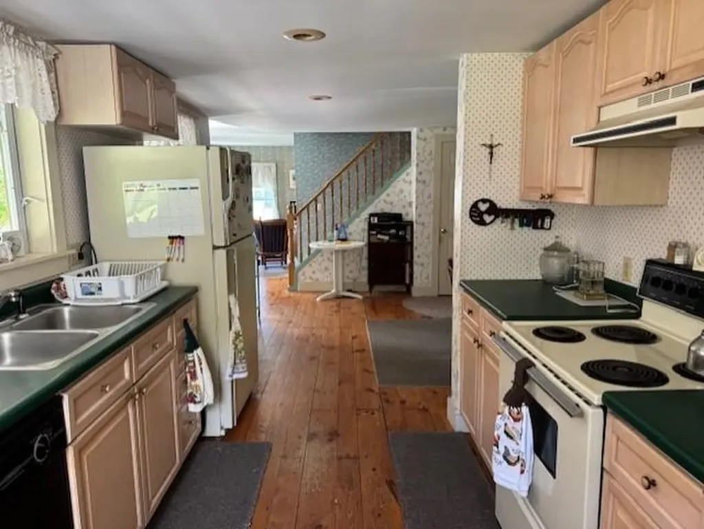 32 Fuller Bridge Road Montgomery VT 05470