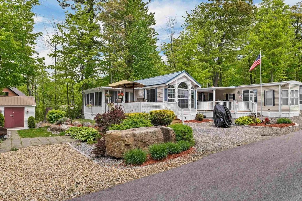 15 Leisure Time Lane Laconia NH 03247
