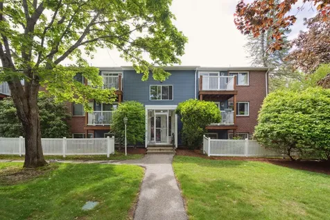 4 Seabury Road Hampton NH 03842