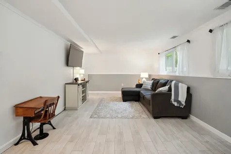 4 Seabury Road Hampton NH 03842