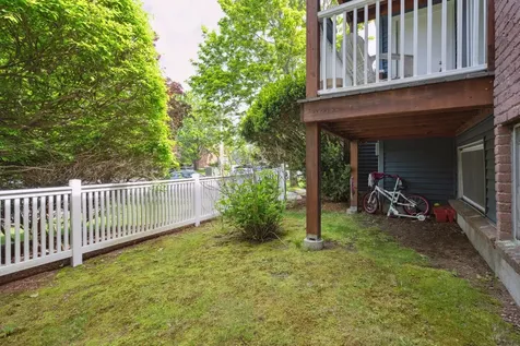 4 Seabury Road Hampton NH 03842