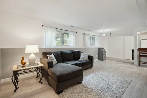 4 Seabury Road Hampton NH 03842
