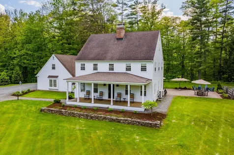 7511 Woodstock Road Hartford VT 05059