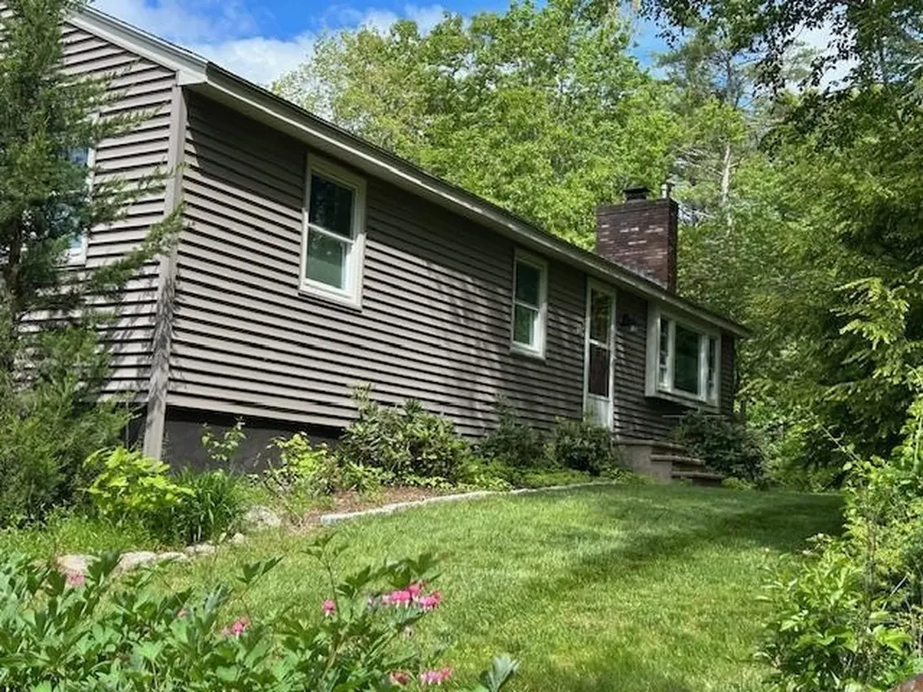 20 Brook Road Amherst NH 03031