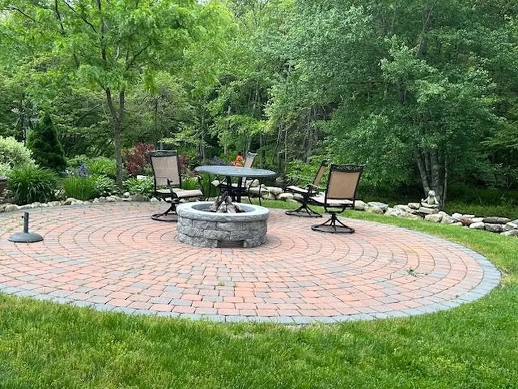 20 Brook Road Amherst NH 03031