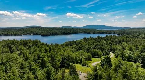 1452 Little Sunapee Road New London NH 03257