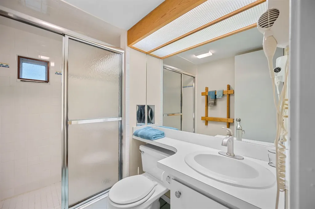 102 Upper Phase Road Warren VT 05674