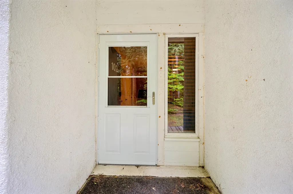 102 Upper Phase Road Warren VT 05674