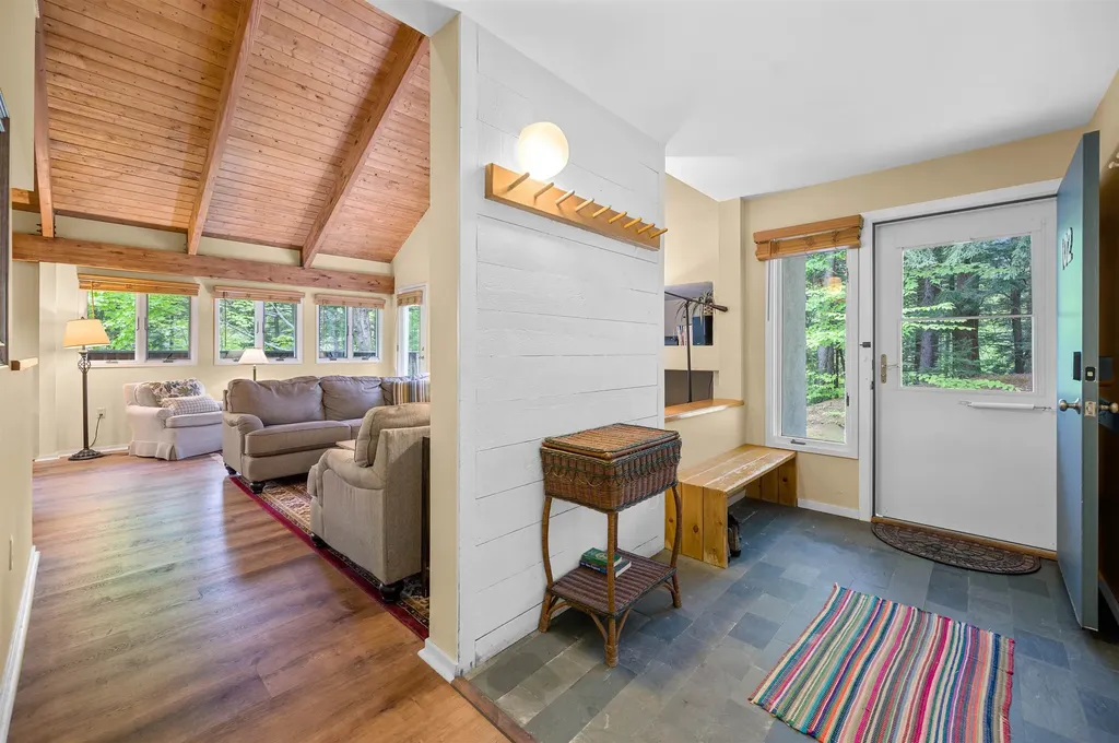 102 Upper Phase Road Warren VT 05674