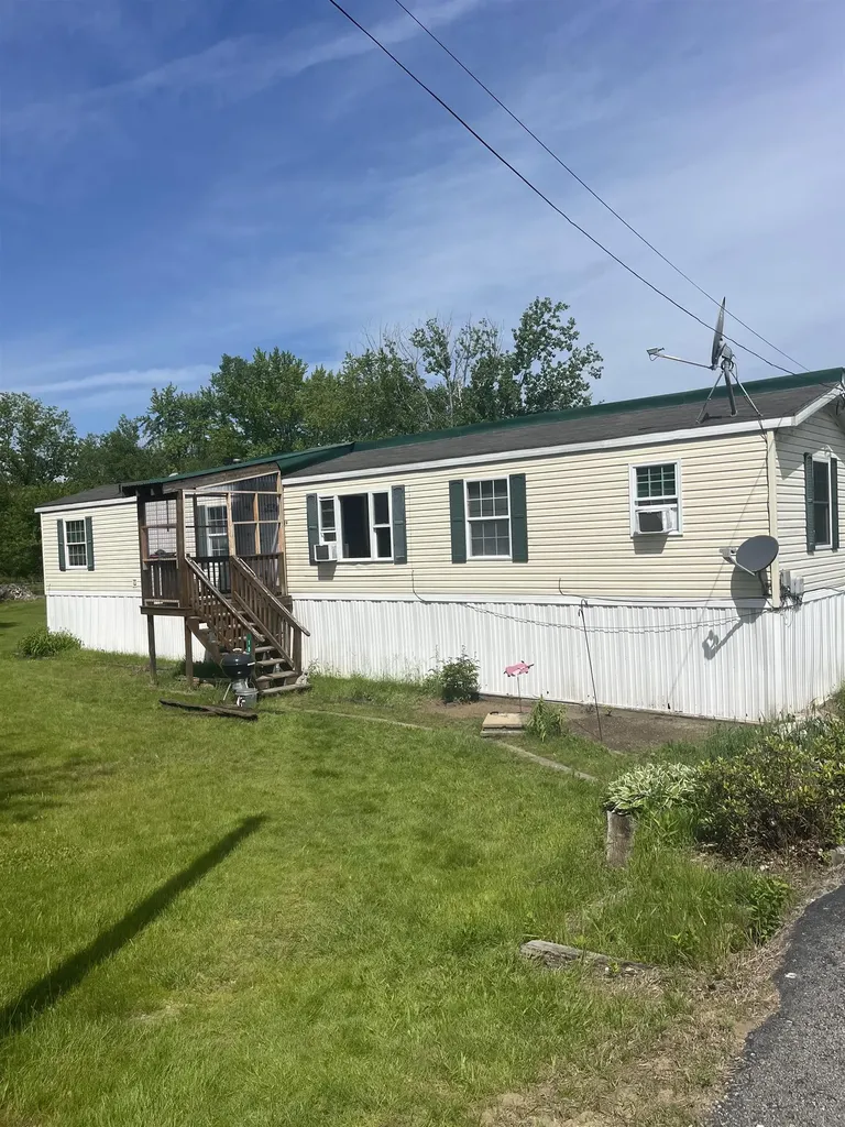 19 Back Ashuelot Road Winchester NH 03470