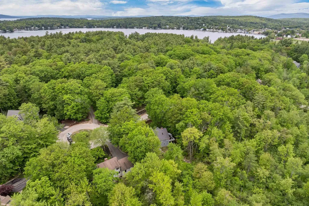 18 Eagle Trace Wolfeboro NH 03894