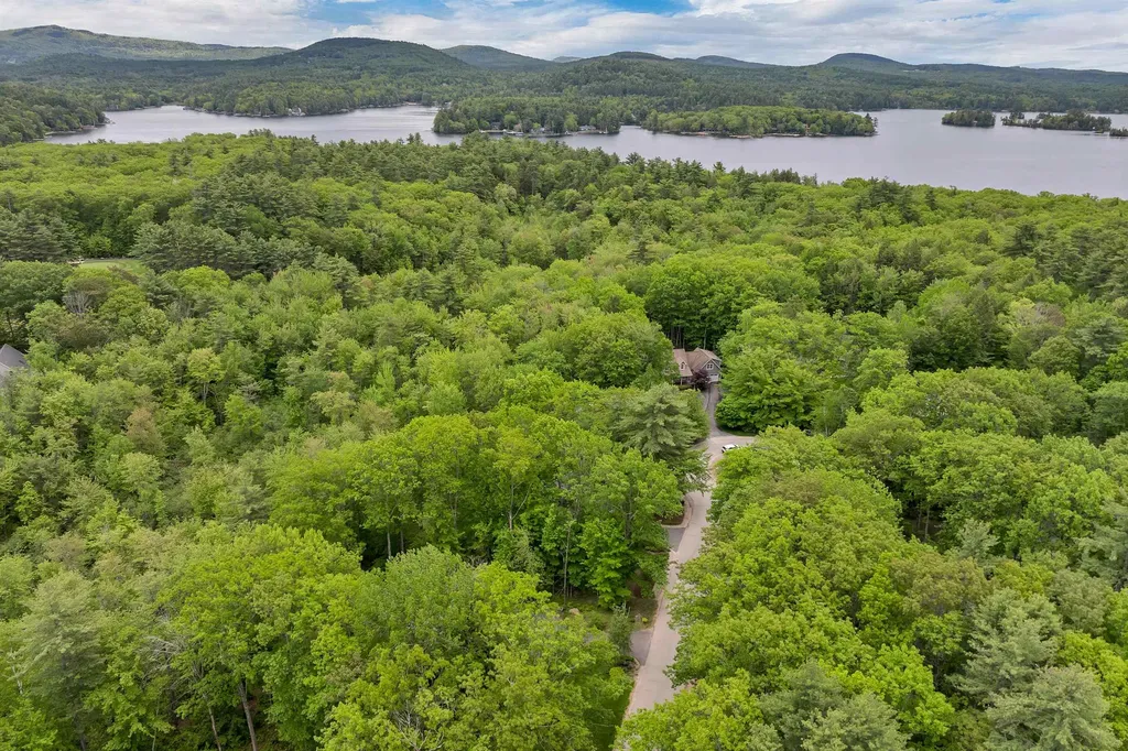 18 Eagle Trace Wolfeboro NH 03894