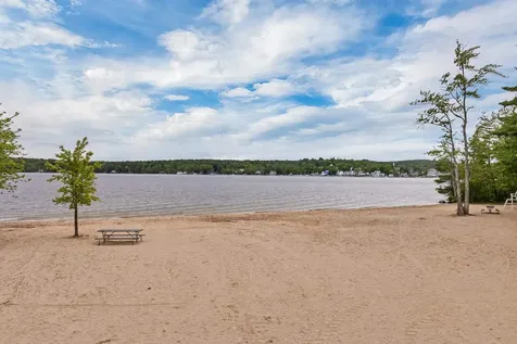 18 Eagle Trace Wolfeboro NH 03894