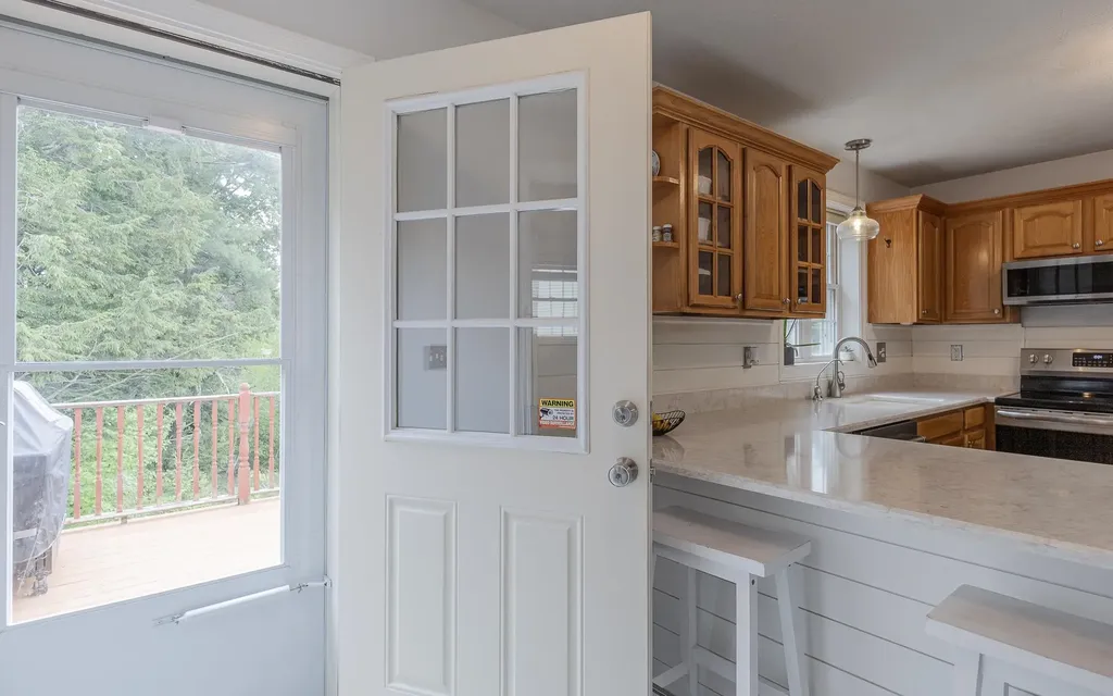 10 Cat Tail Circle Rindge NH 03461