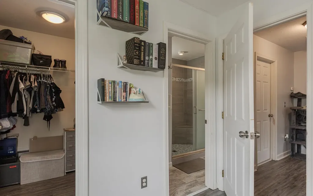 10 Cat Tail Circle Rindge NH 03461