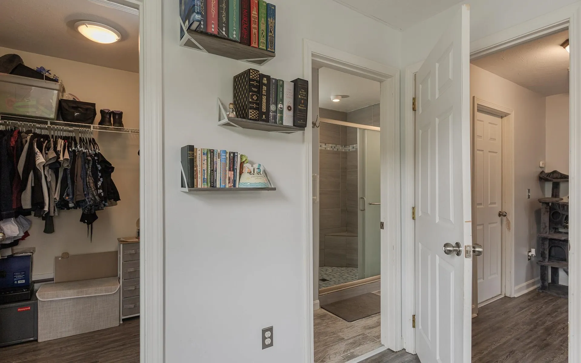 10 Cat Tail Circle Rindge NH 03461