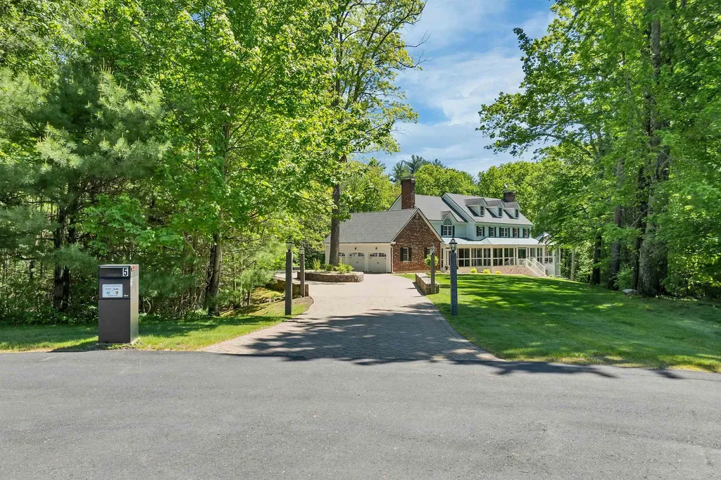 5 Birdsall Lane Atkinson NH 03811