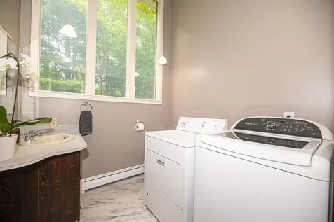 101 East Road Hampstead NH 03841