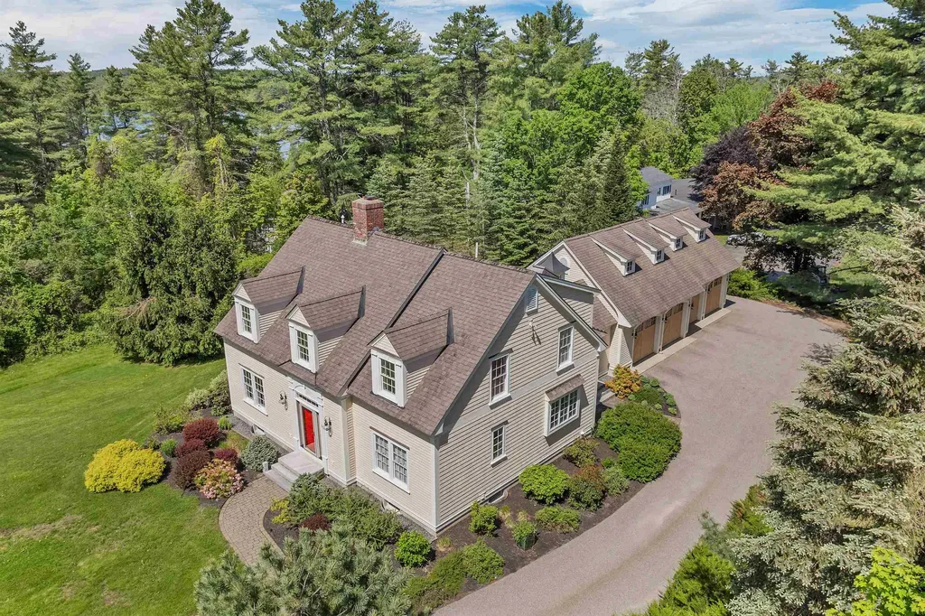 3 Baas Drive Wolfeboro NH 03894