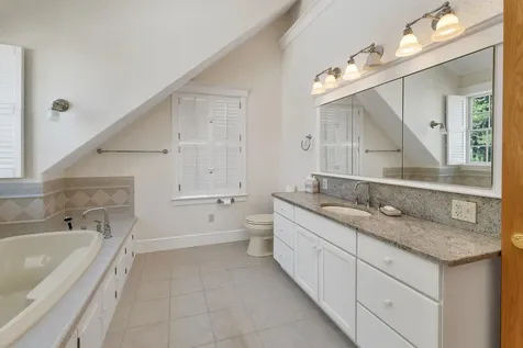 3 Baas Drive Wolfeboro NH 03894