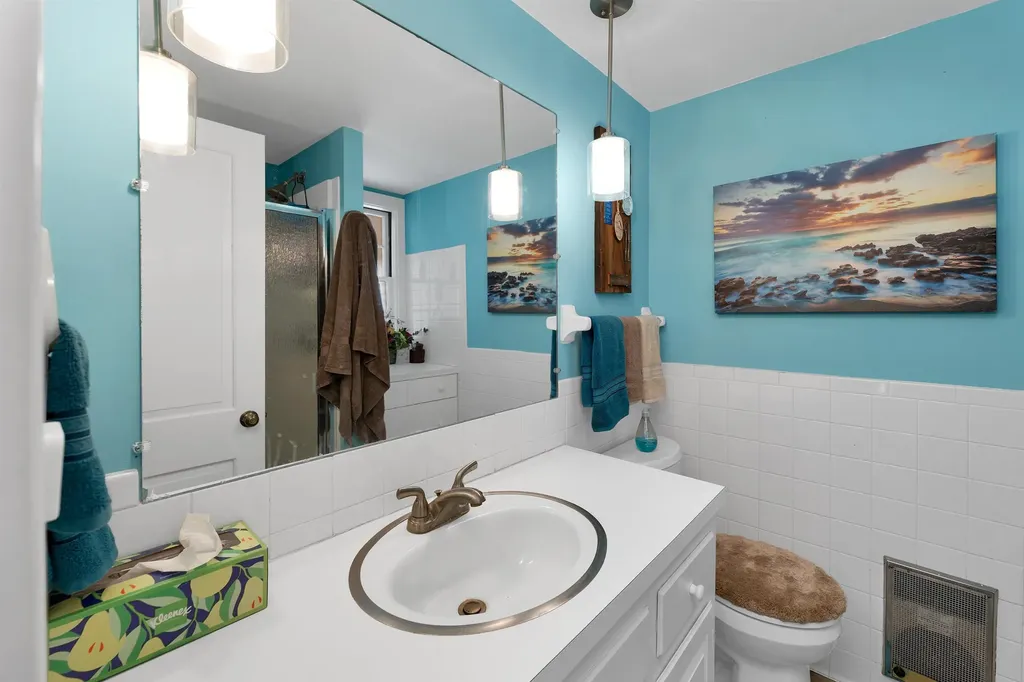 631 Oak Hill Road Northfield NH 03276