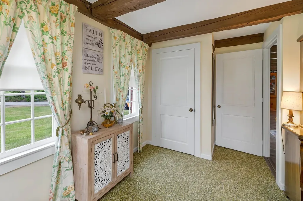631 Oak Hill Road Northfield NH 03276