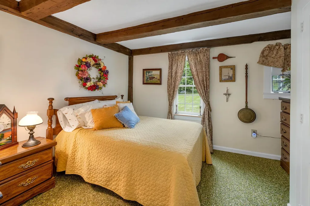 631 Oak Hill Road Northfield NH 03276