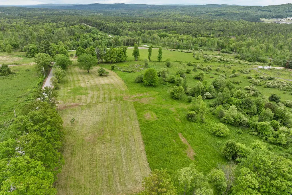 631 Oak Hill Road Northfield NH 03276