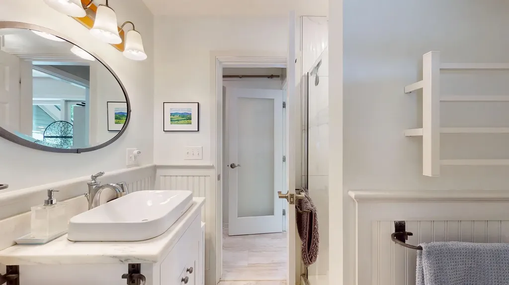 24 Oak Drive Middlebury VT 05753