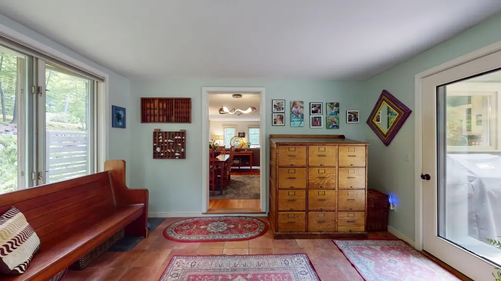 24 Oak Drive Middlebury VT 05753