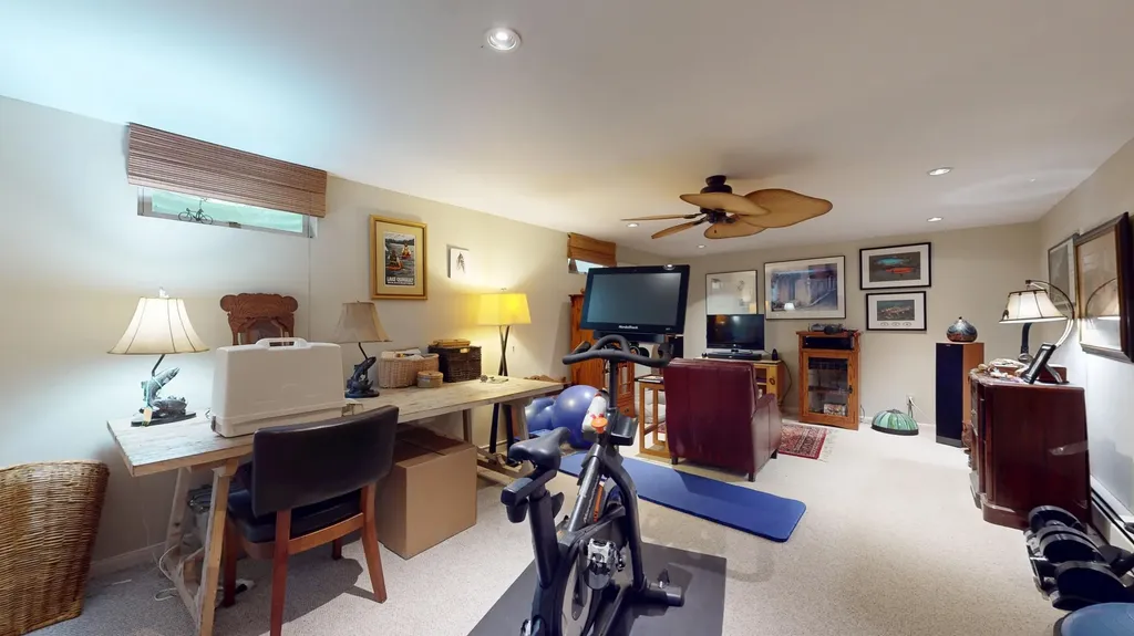 24 Oak Drive Middlebury VT 05753