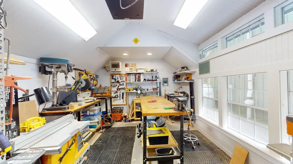 24 Oak Drive Middlebury VT 05753