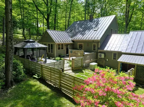 24 Oak Drive Middlebury VT 05753