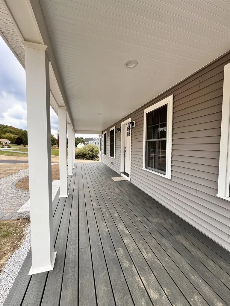 59 Deer Hill Road Brentwood NH 03833