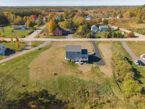 59 Deer Hill Road Brentwood NH 03833