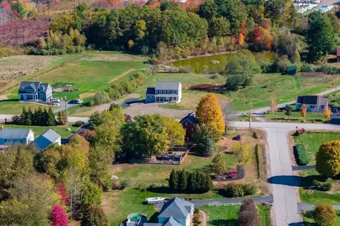 59 Deer Hill Road Brentwood NH 03833