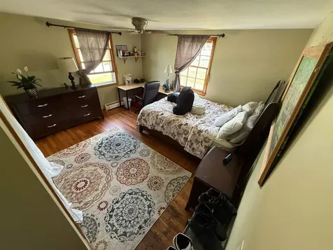18 Caron Avenue Nashua NH 03064