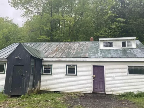 8769 Route 14 N Brookfield VT 05036